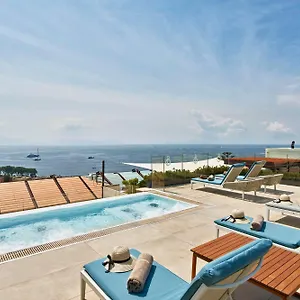 https://britannique.hotels-amalfi.com